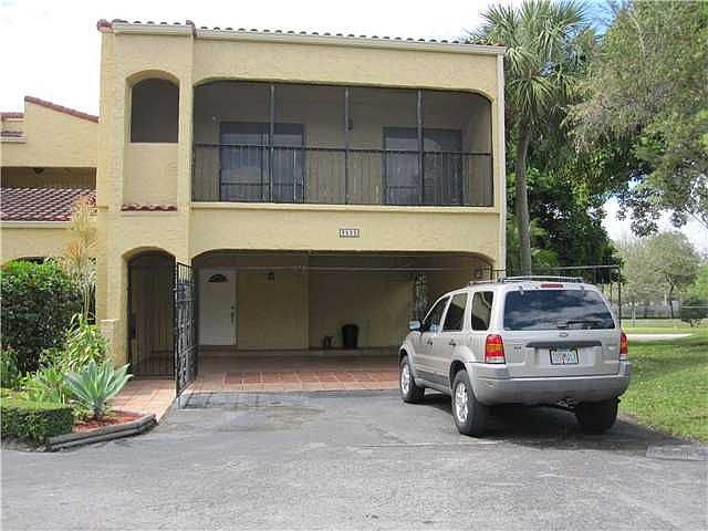 1st image of 3520 Estepona Ave