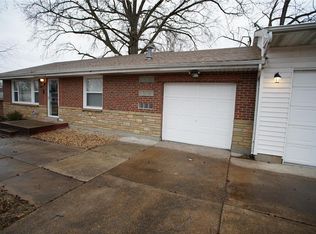 10111 Farrington Dr, Saint Louis, MO 63137