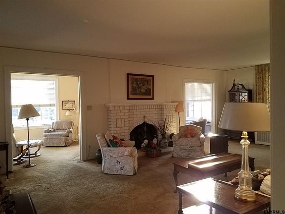 4th image of 1455 Western Ave
