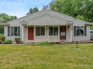 705 E Eureka St, Greenville, MI 48838