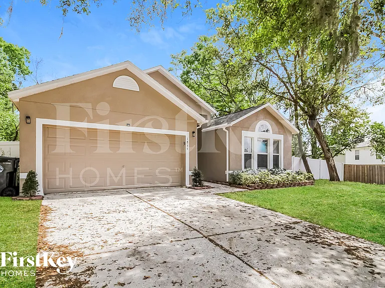 1844 Doe Lake Ct — Photo 2