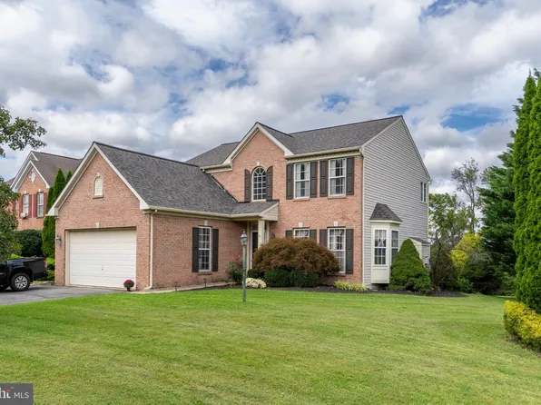102 Autumn Trl, Coatesville, PA 19320