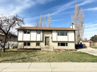 1932 W 200 S, West Pt, UT 84015