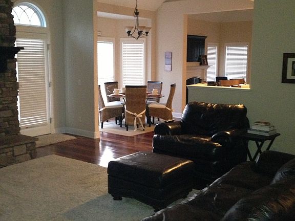 2nd image of 5552 Jonquil Lane