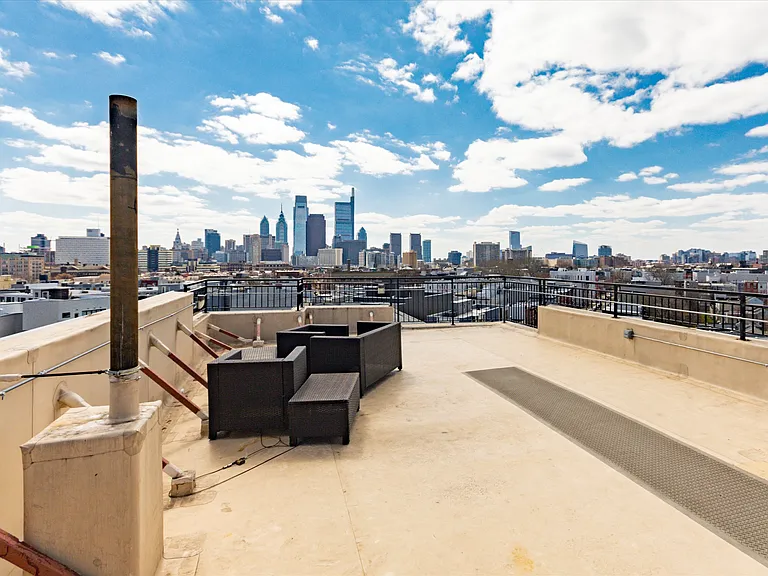 1639 Poplar St #LL2 — Photo 10