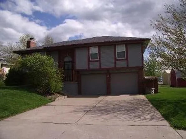 113 E Frank St, Kearney, MO 64060