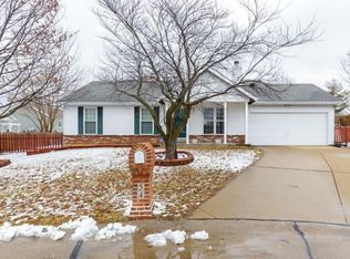 54 Bucks Ridge Ct, Saint Peters, MO 63304