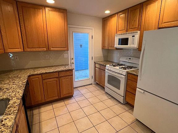 4th image of 4919 10th St