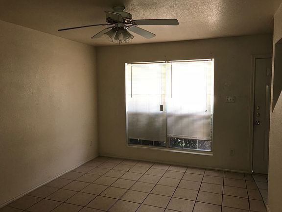 4th image of 4508 Deek Dr APT B