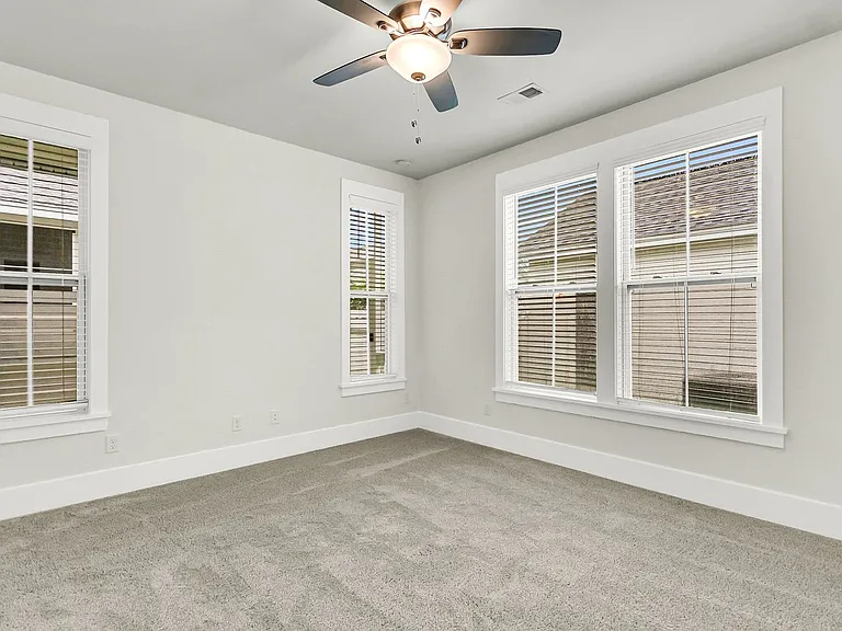 254 Symphony Ave — Photo 24