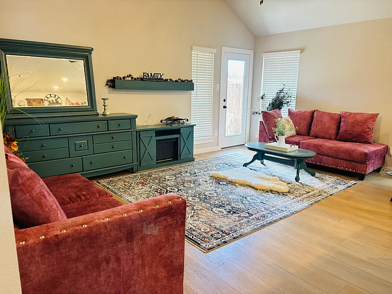 417 Rose Ave — Photo 16