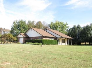 57650 E 785th St, Poteau, OK 74953