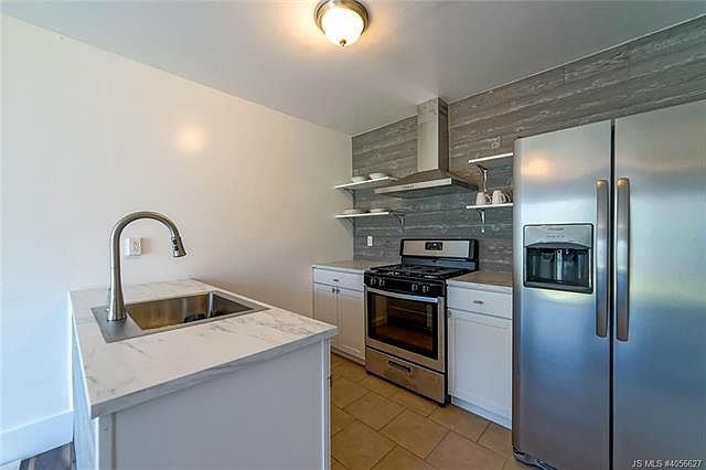 1st image of 4962 Winterbury Dr #71