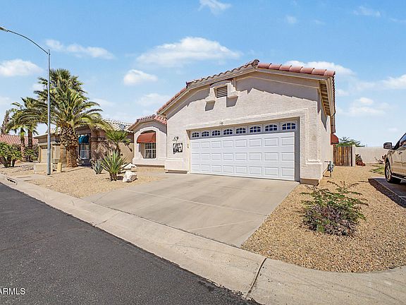 3rd image of 11655 W HEDGEHOG Court
