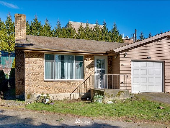 2nd image of 1206 1208 N 173rd Street