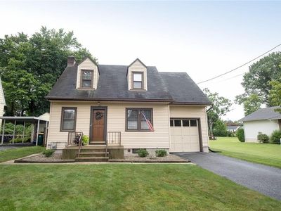 706 Stones Crossing Rd, Easton, PA, 18045