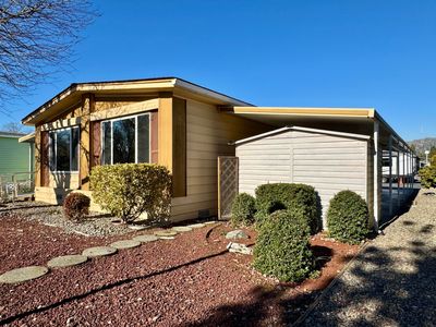 135 Waverly Dr, Grants Pass, OR, 97526