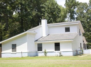 201 Thomas Dr, Leesville, LA 71446