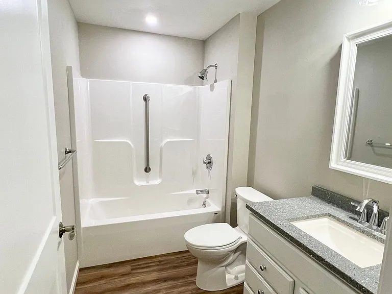 111 Church St #6 — Photo 11