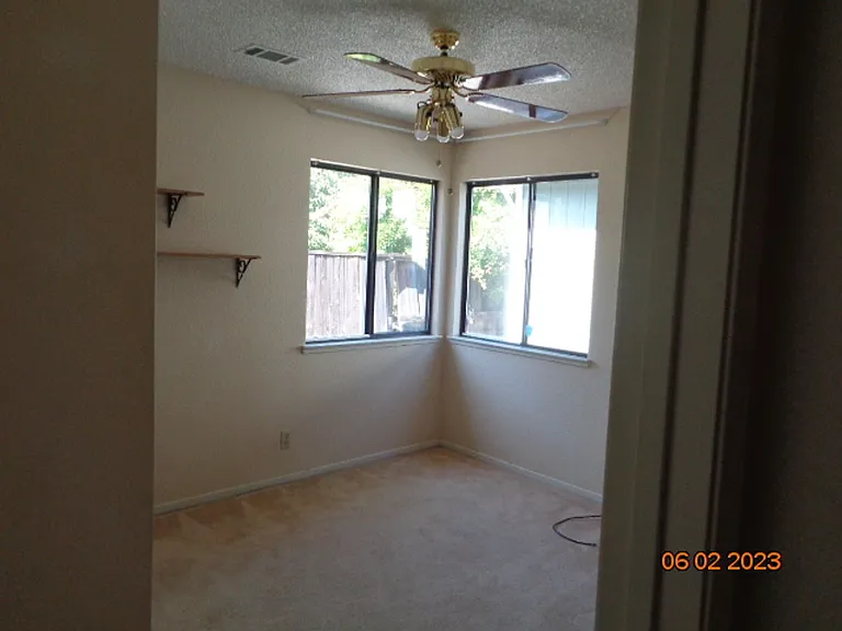 6122 Vanden Rd — Photo 11