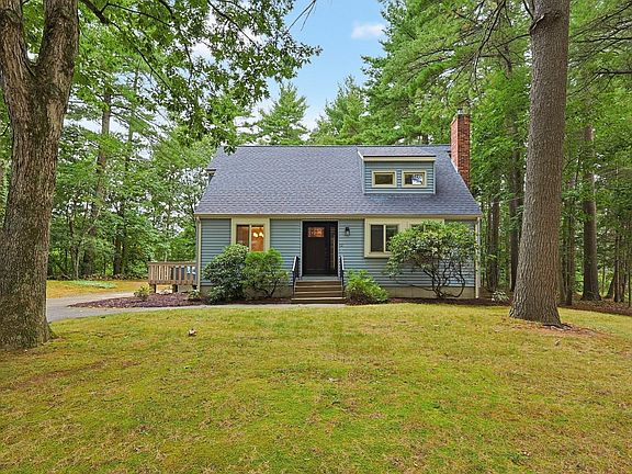 3rd image of 62 Miller St