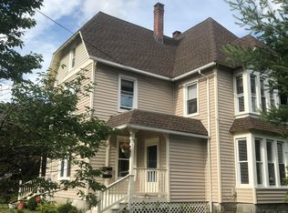 292 Walnut St, Winsted, CT 06098