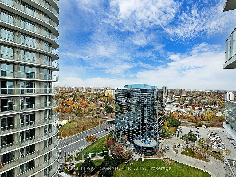 2033 Kennedy Rd #2102 — Photo 29