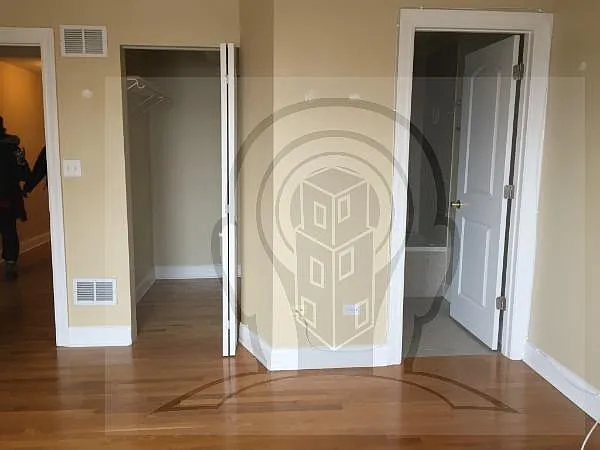 2 bed, 2.0 bath, $2,200 — Photo 3