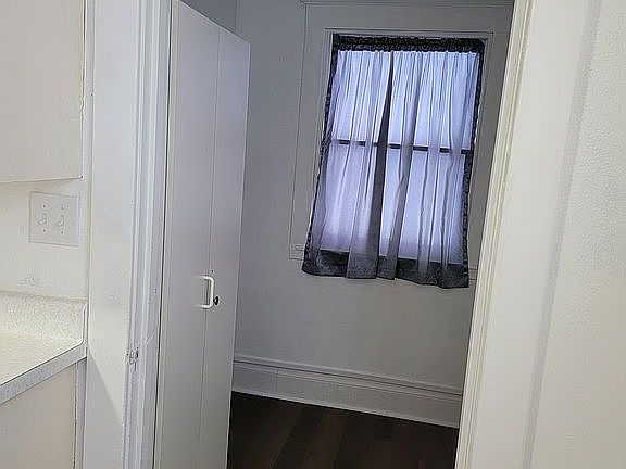 4th image of 451 33rd St NE