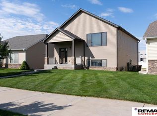 8307 Ryley Ln, Lincoln, NE 68512