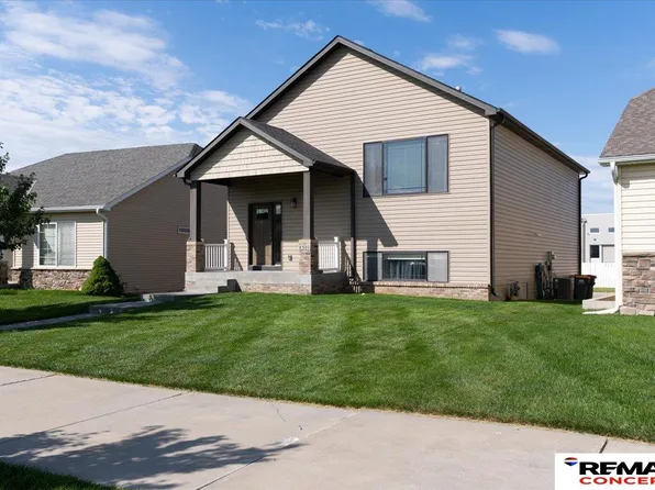 8307 Ryley Ln, Lincoln, NE 68512
