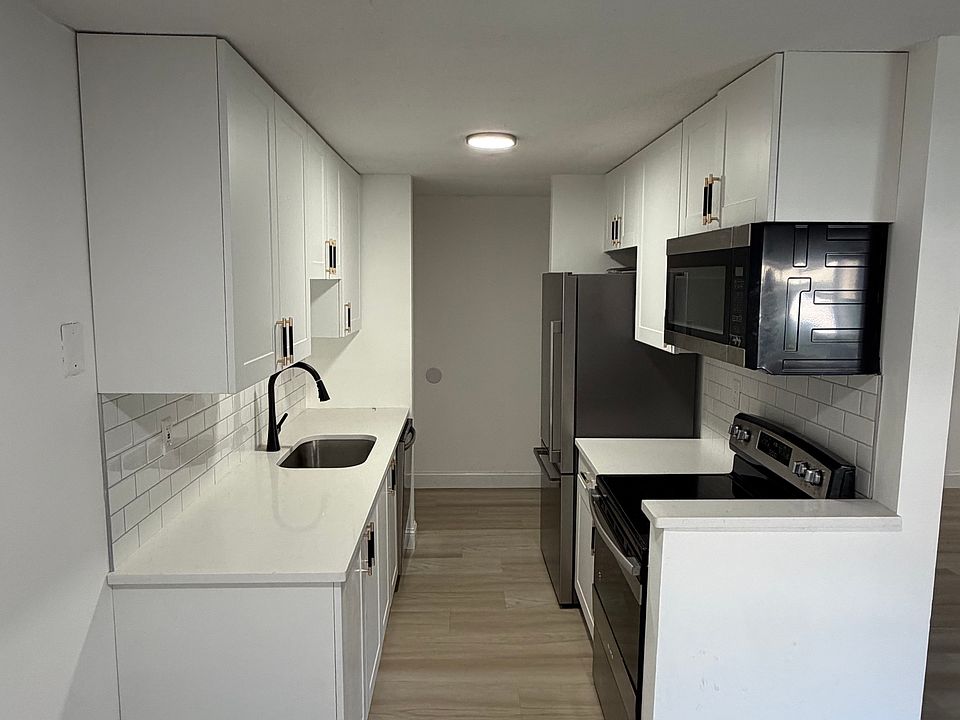 1st image of 45 Jefferson Rd Unit 3-5