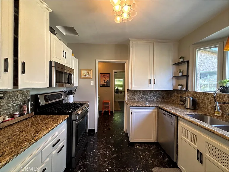 2743 N Stoddard Ave — Photo 18