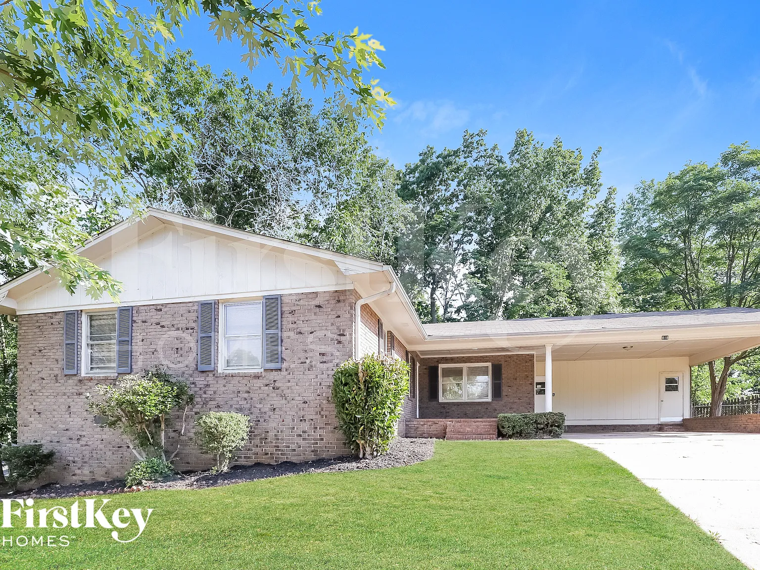 3 bed, 2.0 bath, 1492 sqft, $2,000 — Photo 1