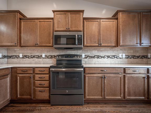 4th image of 6755 Issaquah Dr