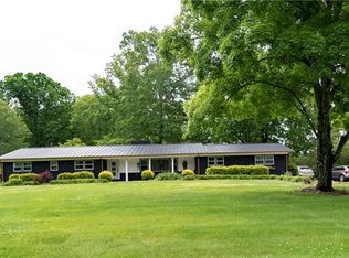 1192 Amherst Rd, Morganton, NC 28655