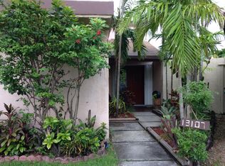 13107 SW 90th Pl, Miami, FL 33176