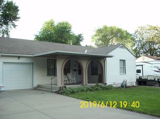 1204 NE 67th Ter, Gladstone, MO 64118