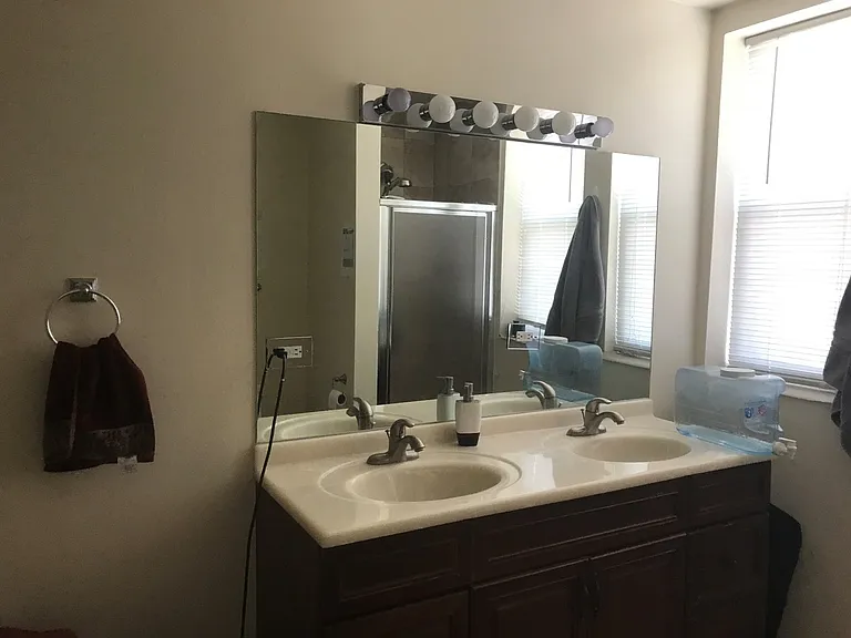 6311 N Albany Ave #1B — Photo 11