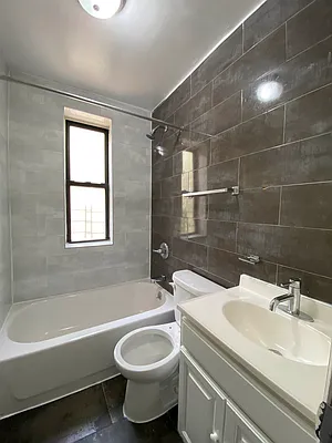 Rented by Bruma Realty LLC | media 4