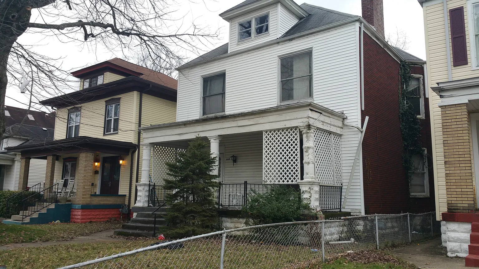 668 S 39th St photo 1