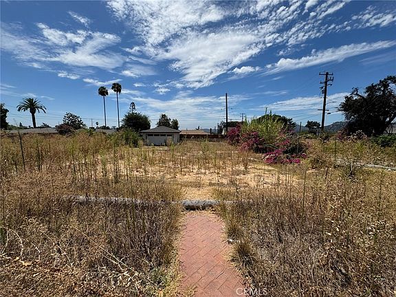 2nd image of 16 E Altadena Dr Lot 2