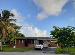 9500 SW 30th Ter, Miami, FL 33165