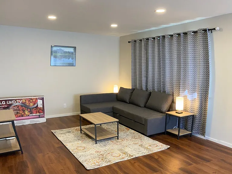 1691 Ontario Dr #3 — Photo 33