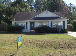 211 Sandalwood Cir, Brunswick, GA 31525