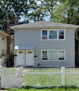 7 Seabury Street, Hempstead, NY, 11550