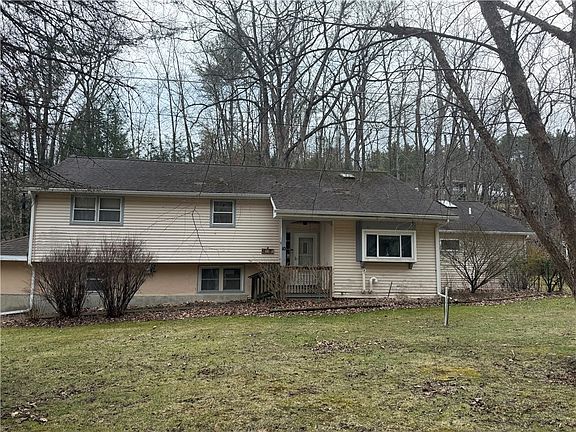 2nd image of 10 Weaver Creek Rd