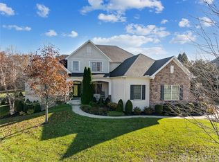 146 Castle Pine Ct, Xenia, OH 45385