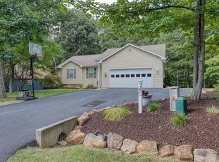 340 Alleghany Dr, Mcgaheysville, VA 22840