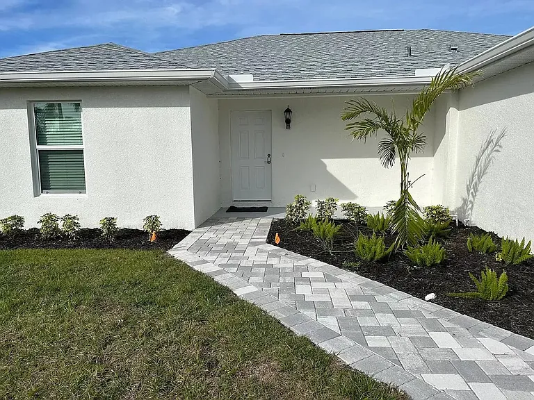 1618 NW 5th Pl #1618 — Photo 41